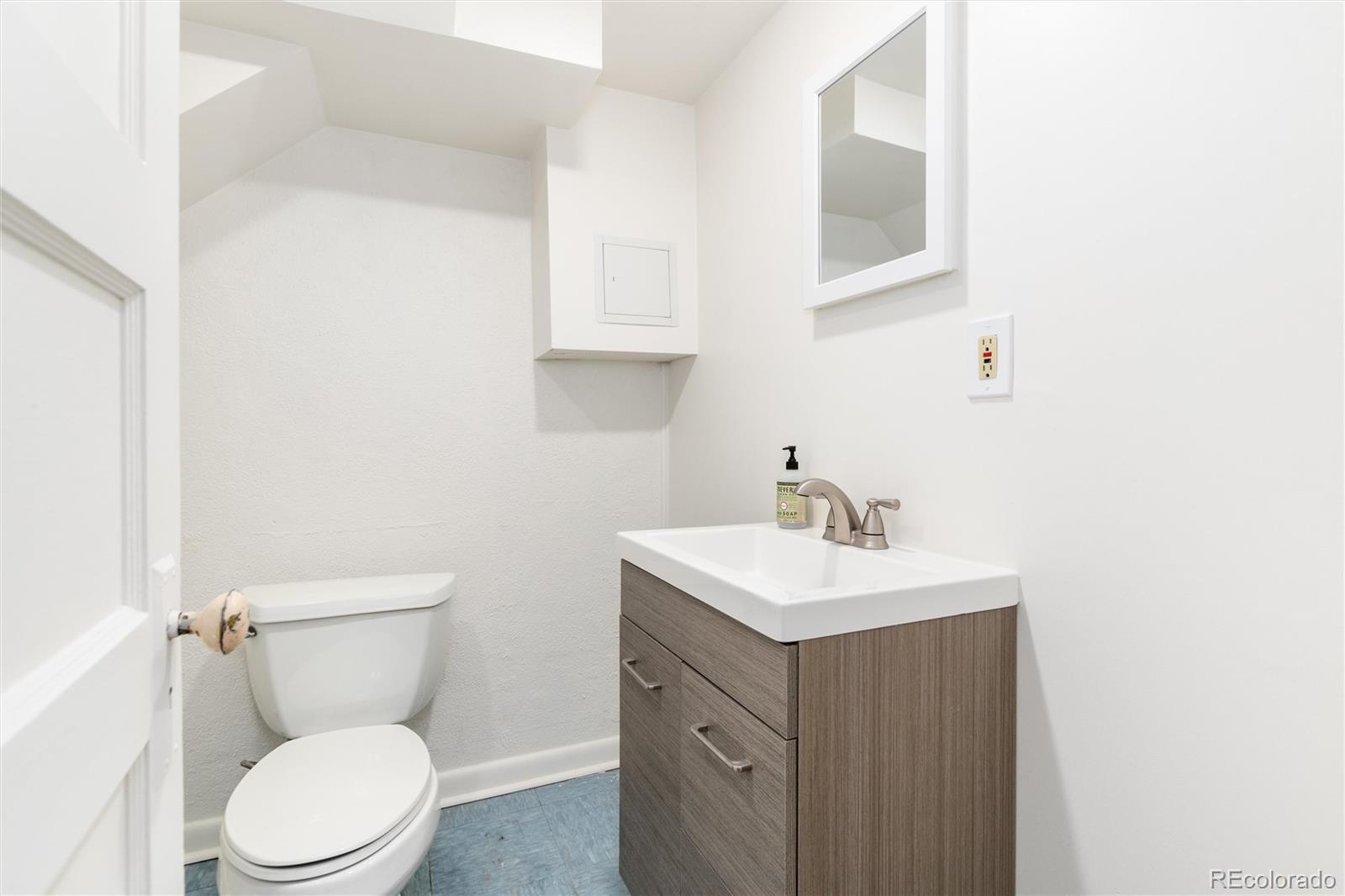 MLS Image #37 for 1308  york street,denver, Colorado