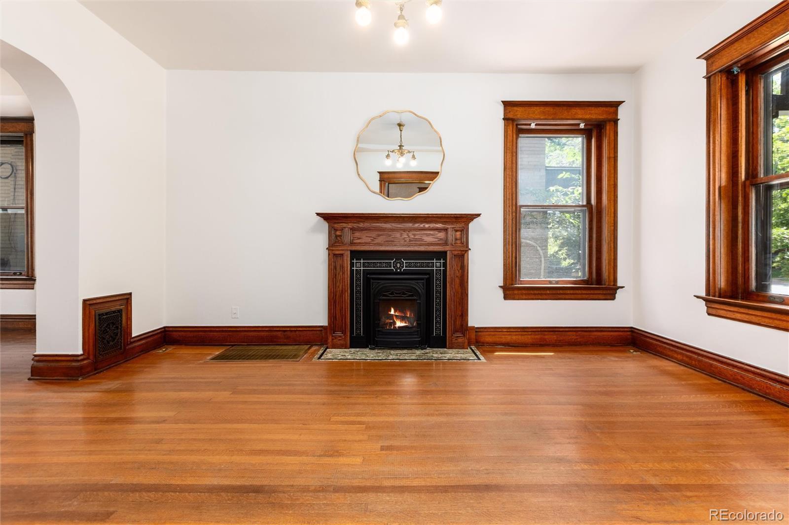 MLS Image #7 for 1308  york street,denver, Colorado