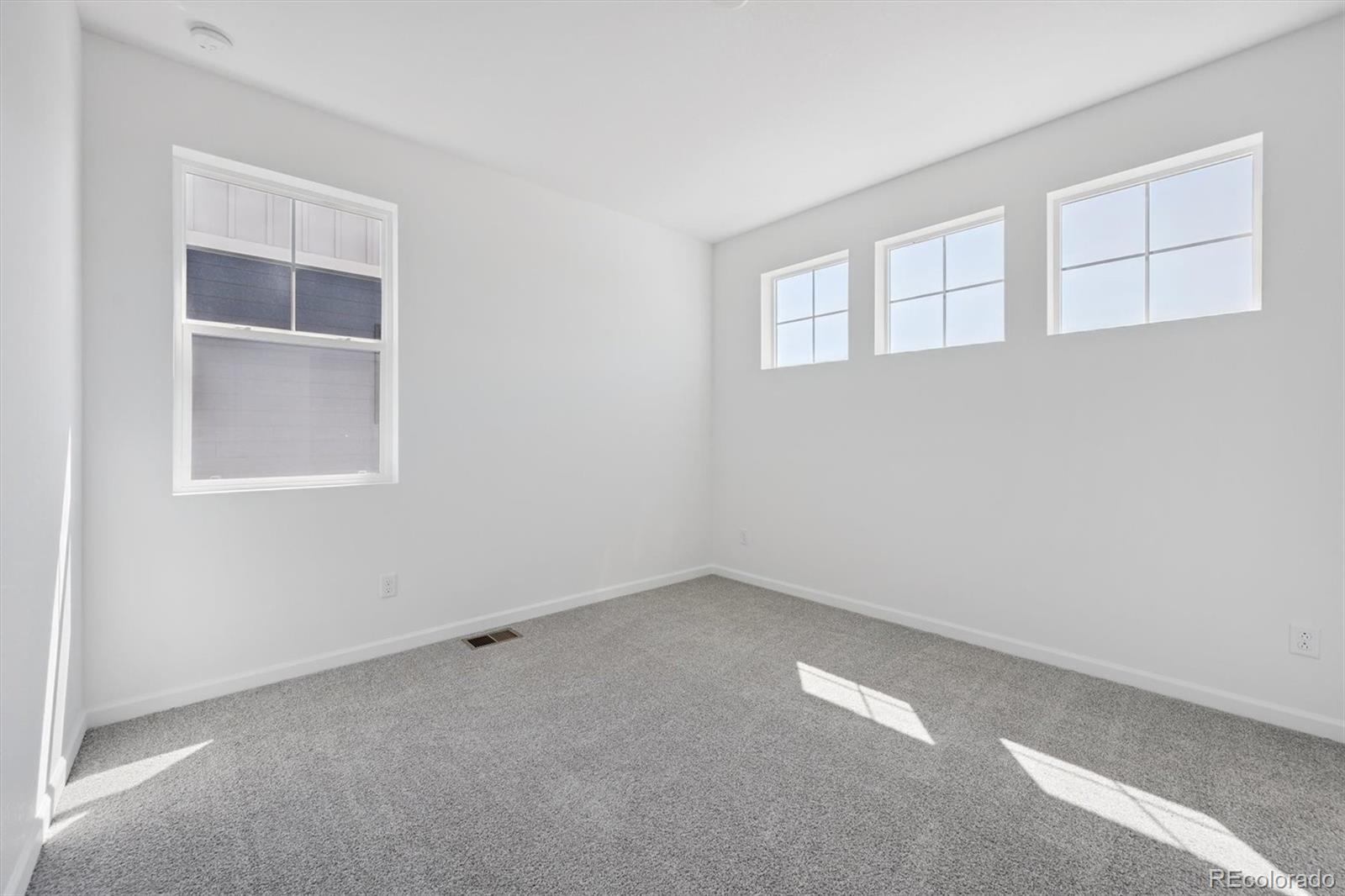 MLS Image #15 for 6576 n nepal street,aurora, Colorado