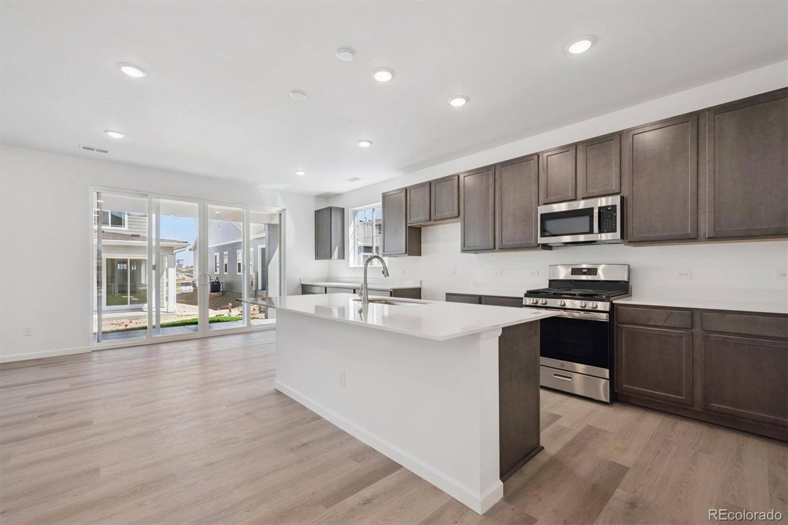 MLS Image #5 for 6576 n nepal street,aurora, Colorado