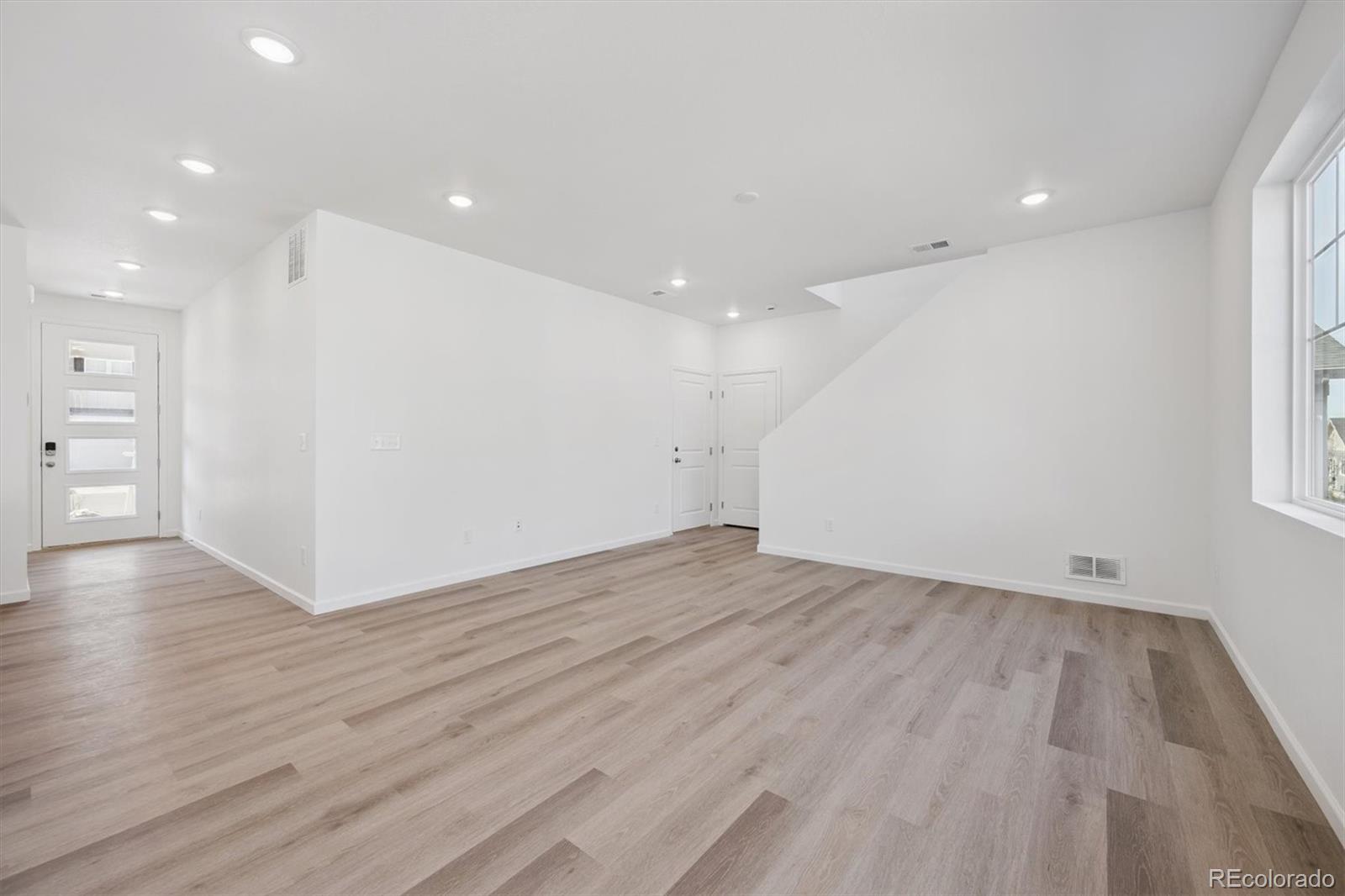 MLS Image #7 for 6576 n nepal street,aurora, Colorado