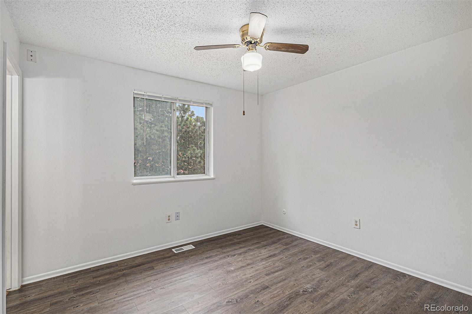 MLS Image #7 for 2832 s mobile street,aurora, Colorado