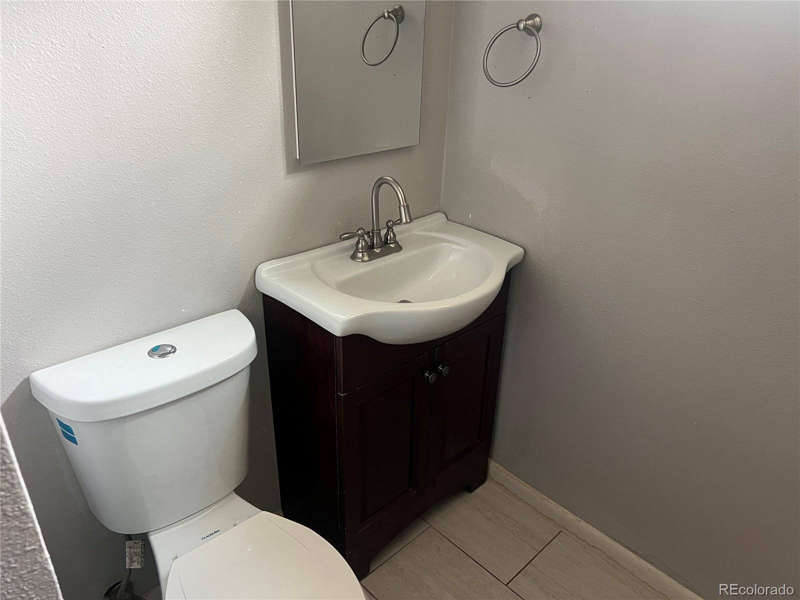 MLS Image #14 for 1283  lipan drive,denver, Colorado