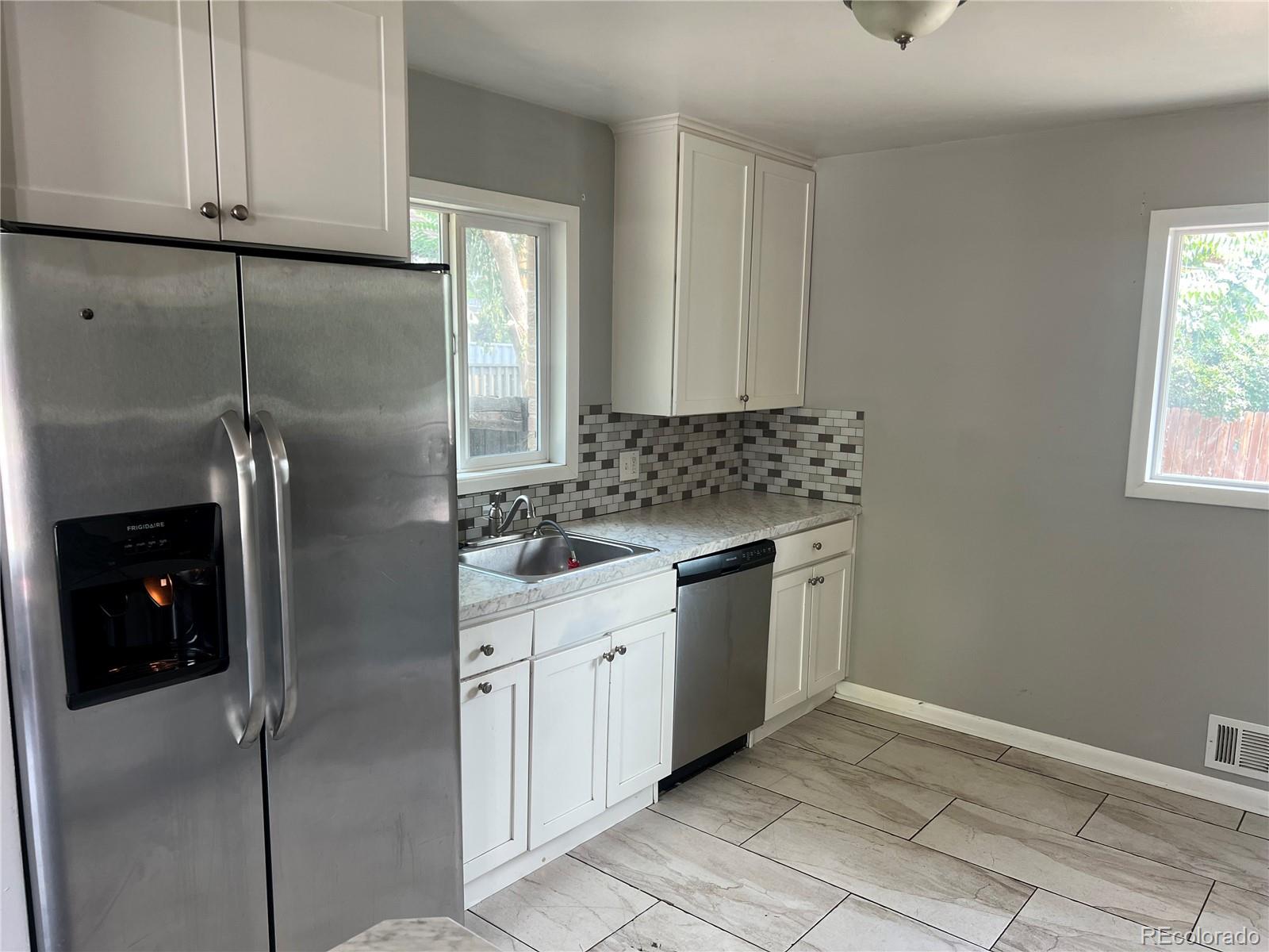 MLS Image #4 for 1283  lipan drive,denver, Colorado