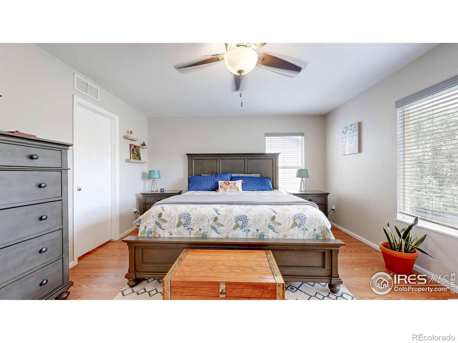 MLS Image #8 for 821  benson lane,fort collins, Colorado