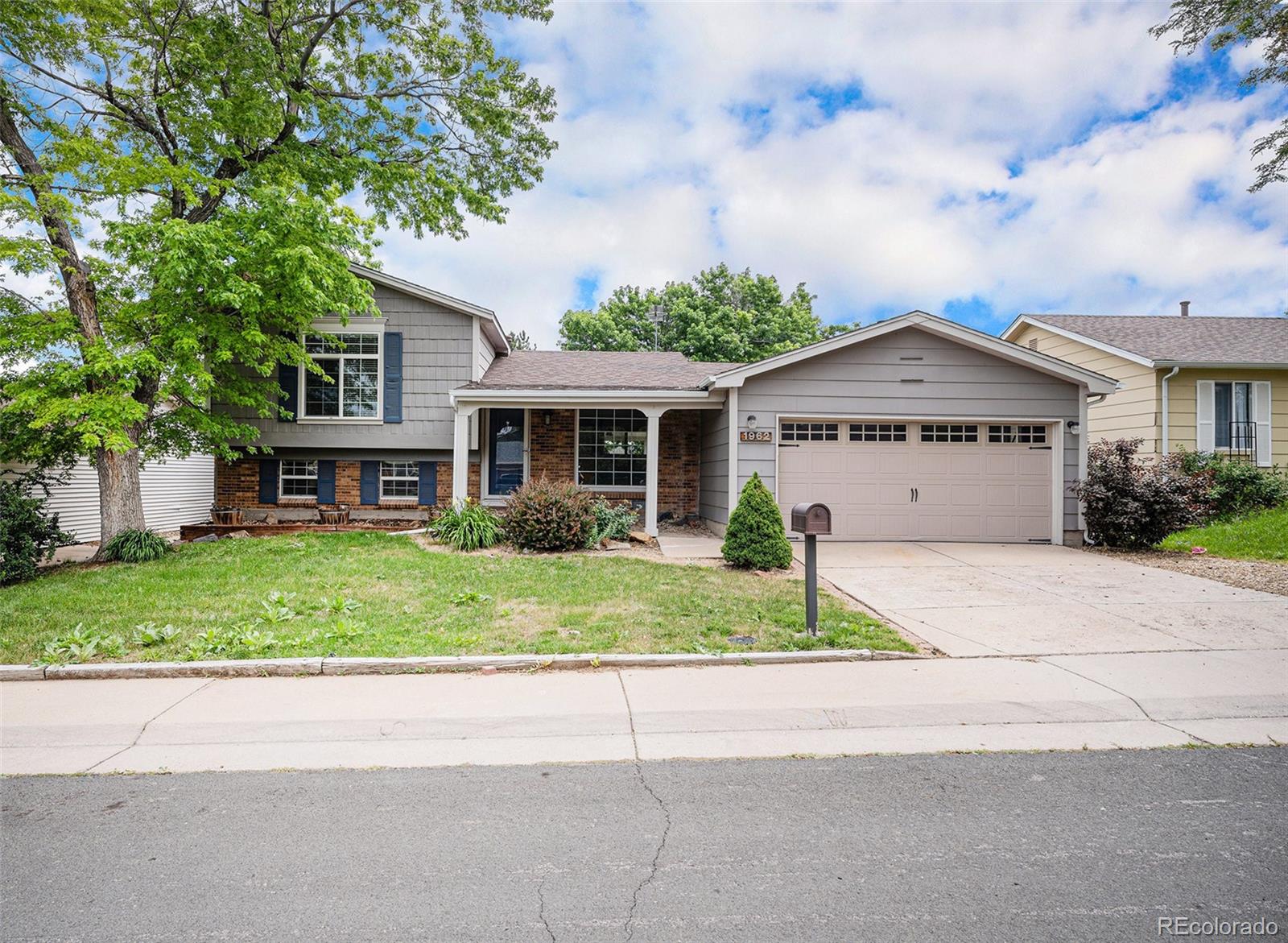 MLS Image #0 for 1962 s ivory way,aurora, Colorado