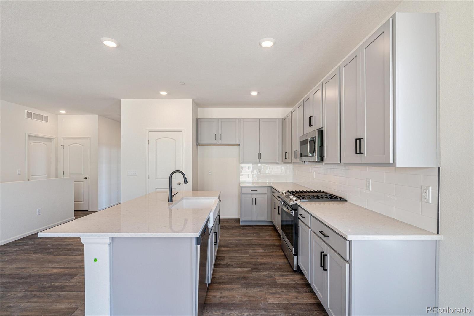 MLS Image #12 for 13575 e 110th lane,commerce city, Colorado