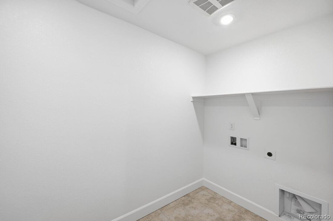 MLS Image #22 for 3333 n catawba way,aurora, Colorado