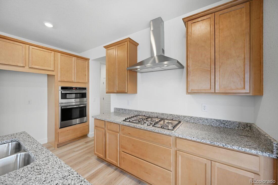 MLS Image #3 for 3333 n catawba way,aurora, Colorado