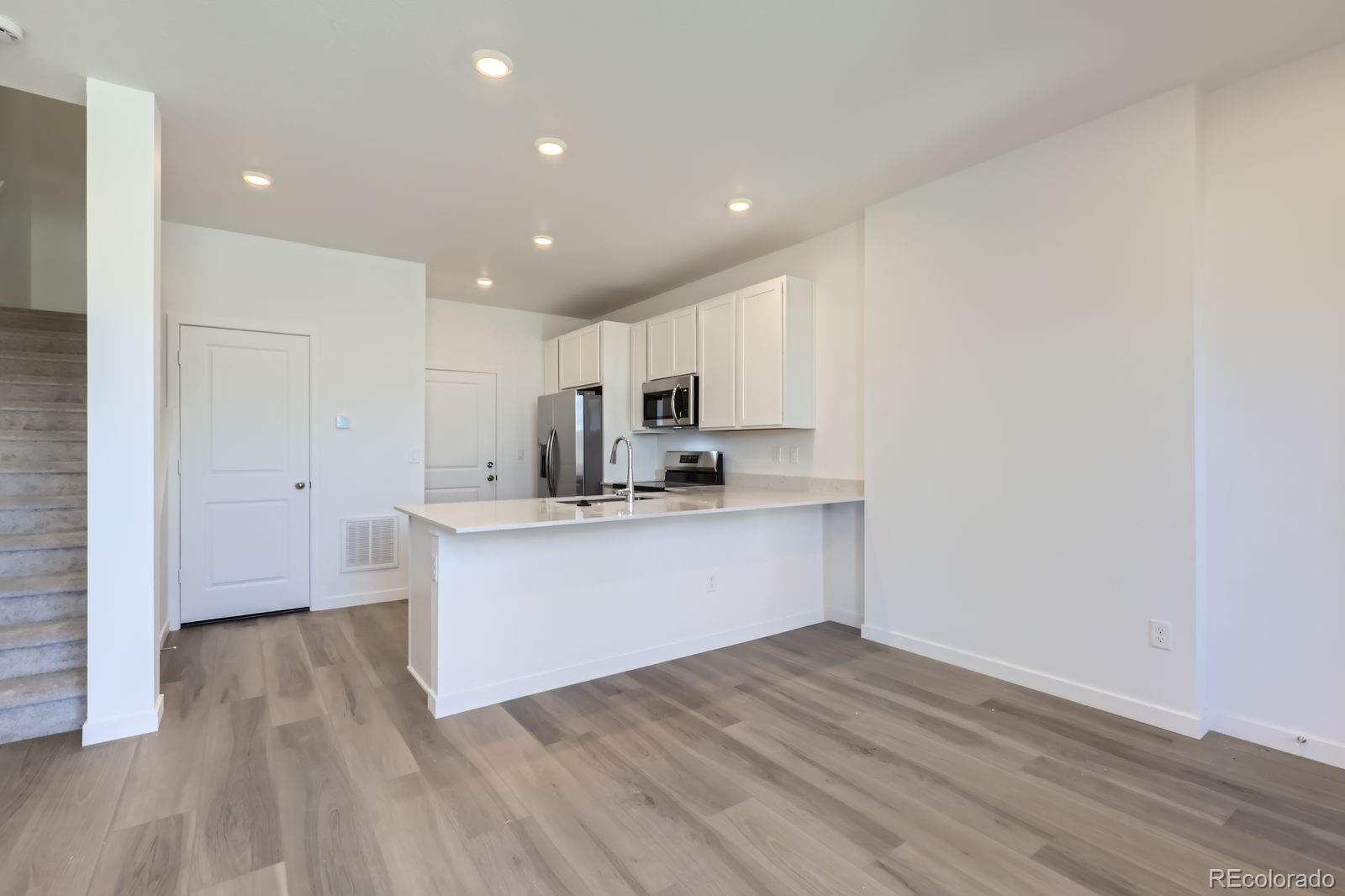 MLS Image #5 for 742 n bently street,watkins, Colorado