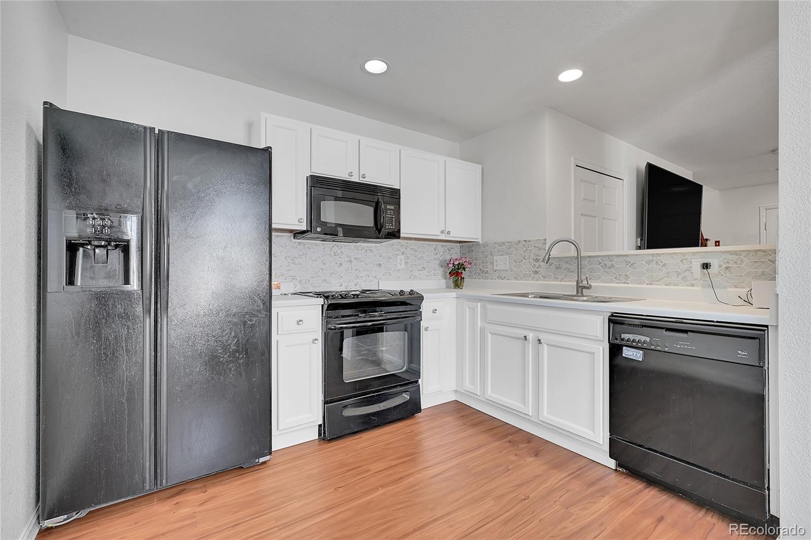 MLS Image #10 for 1489  hummingbird circle,brighton, Colorado