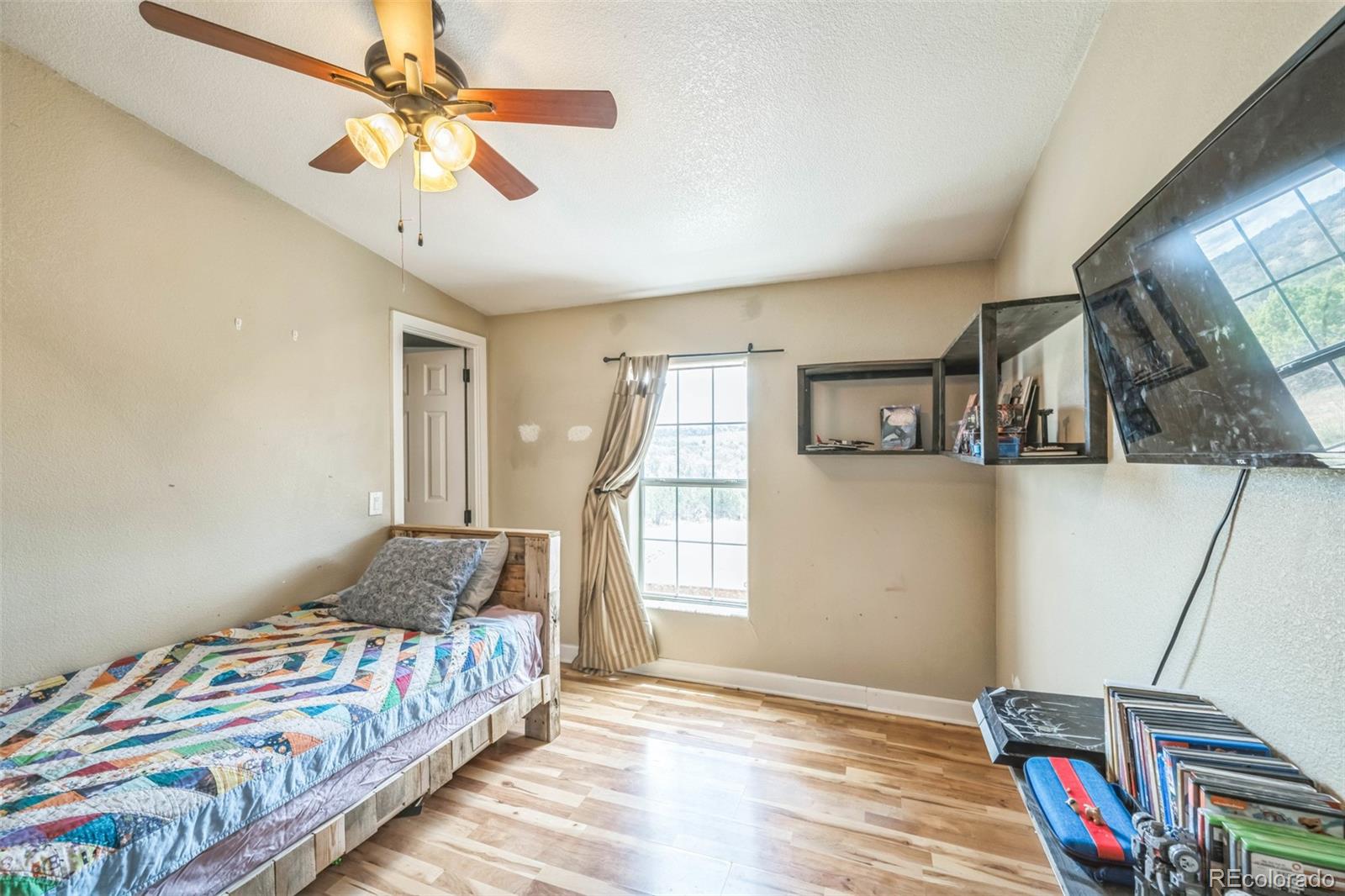 MLS Image #12 for 148  venado road,silt, Colorado
