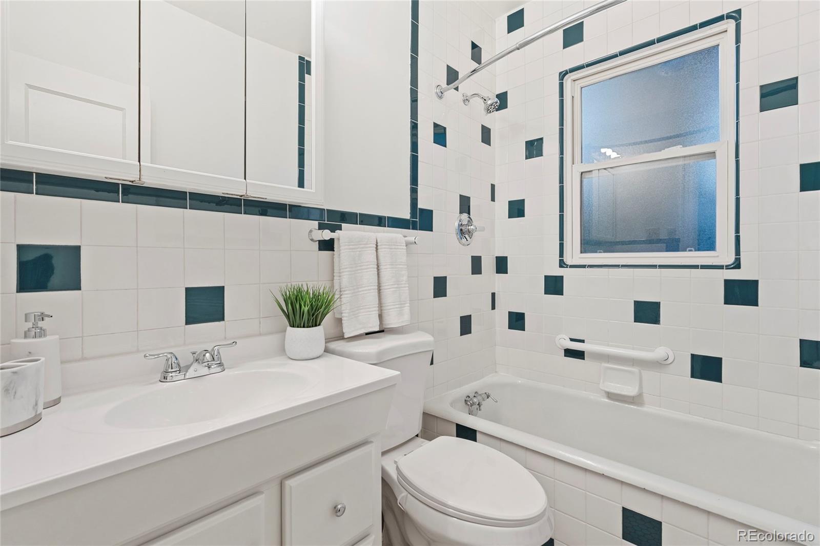 MLS Image #20 for 1477  fairfax street,denver, Colorado