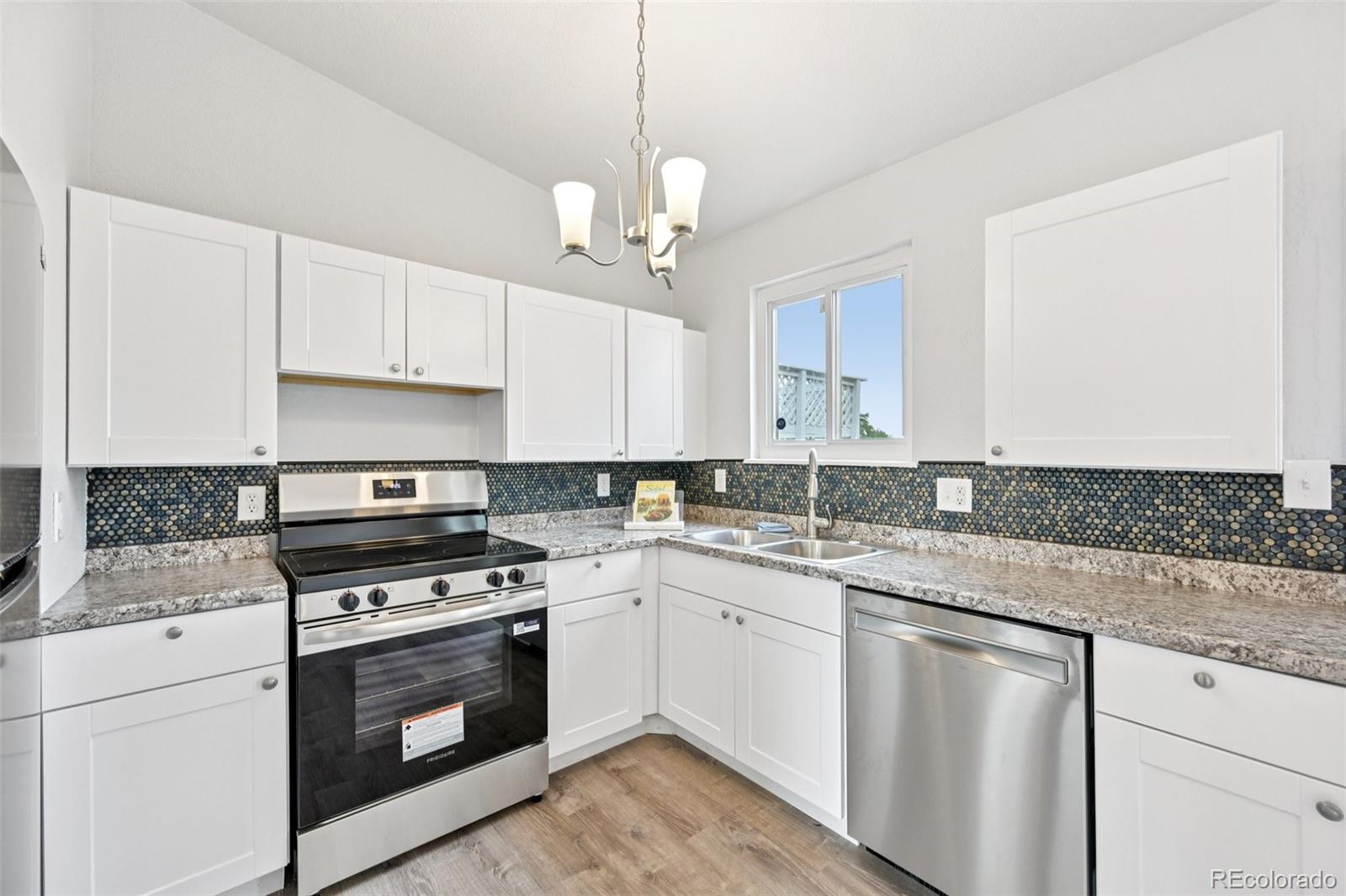 MLS Image #2 for 3932 s pagosa street,aurora, Colorado