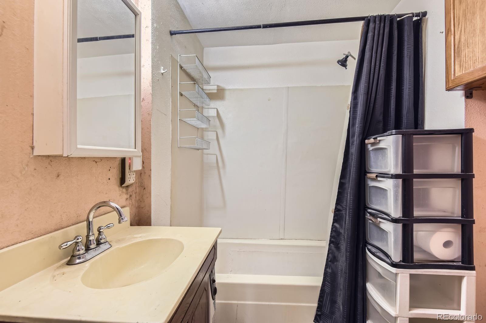 MLS Image #14 for 1961  danube way,aurora, Colorado
