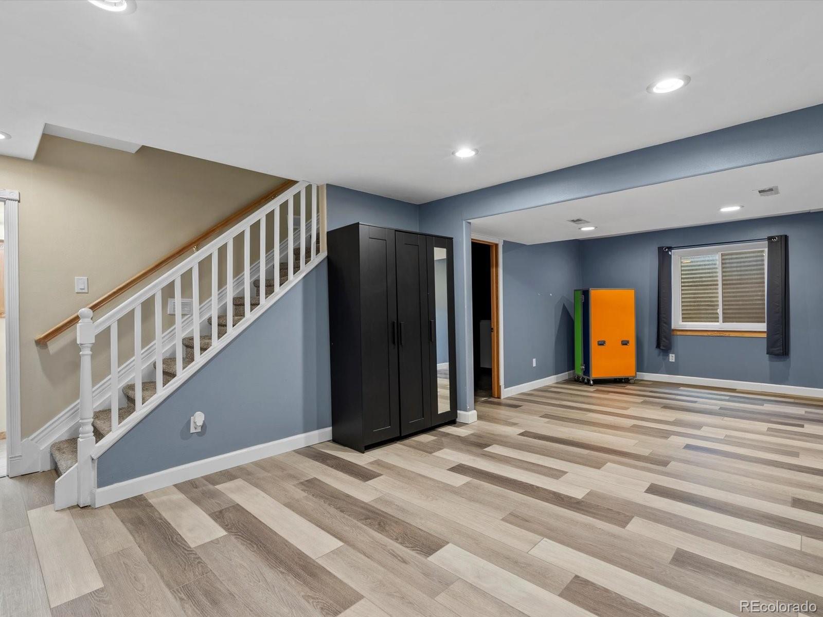 MLS Image #10 for 5903 s ward street,littleton, Colorado