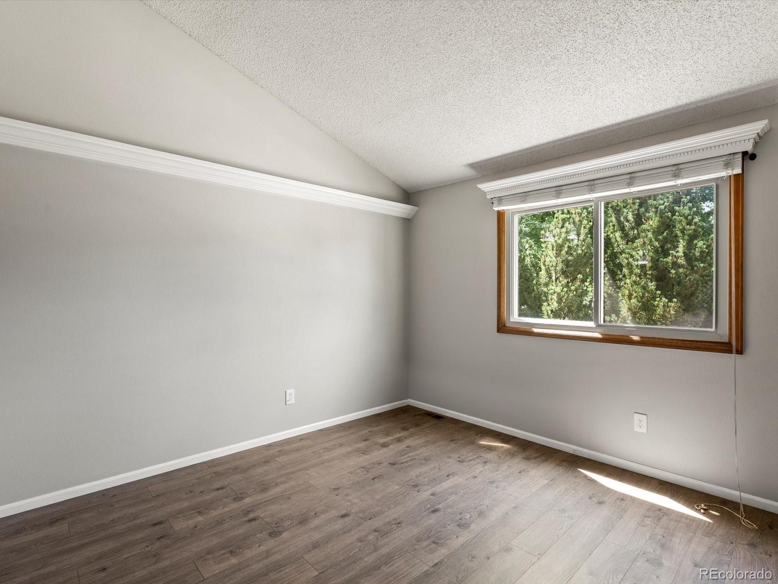 MLS Image #12 for 5903 s ward street,littleton, Colorado