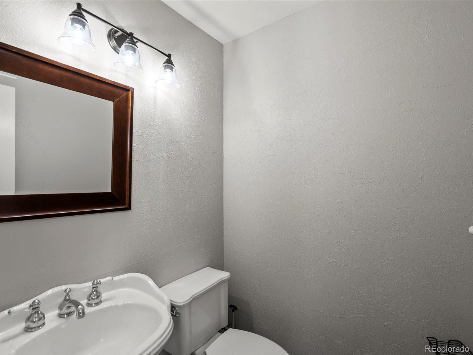MLS Image #30 for 5903 s ward street,littleton, Colorado