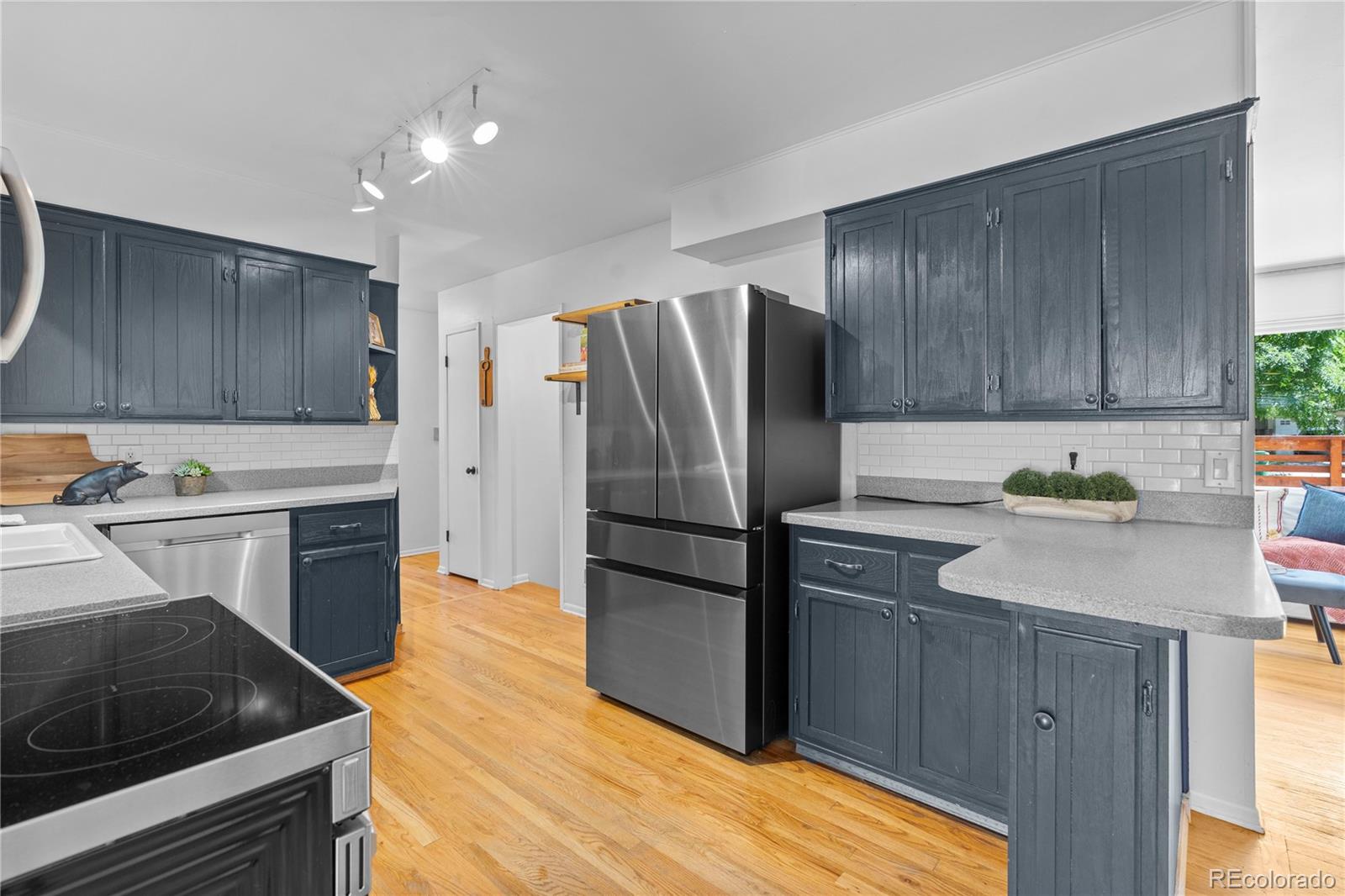 MLS Image #8 for 4601 s huron street,englewood, Colorado
