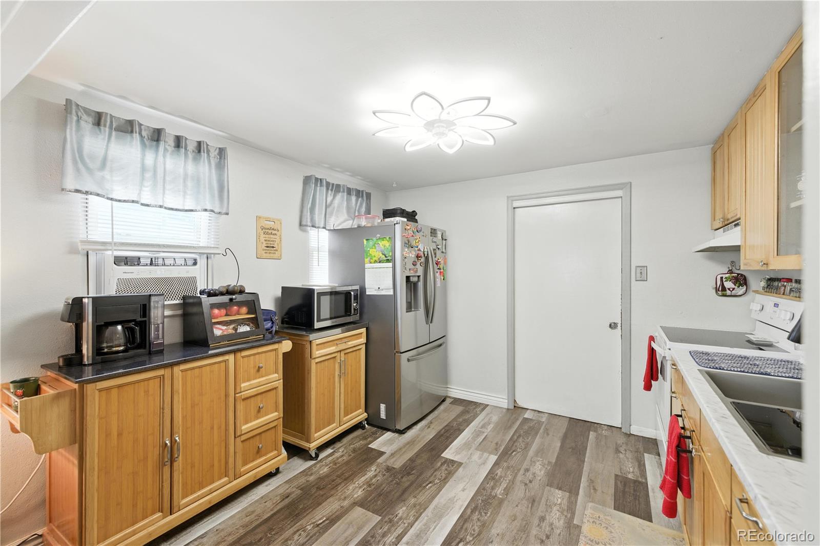 MLS Image #15 for 6890 w 55th place,arvada, Colorado