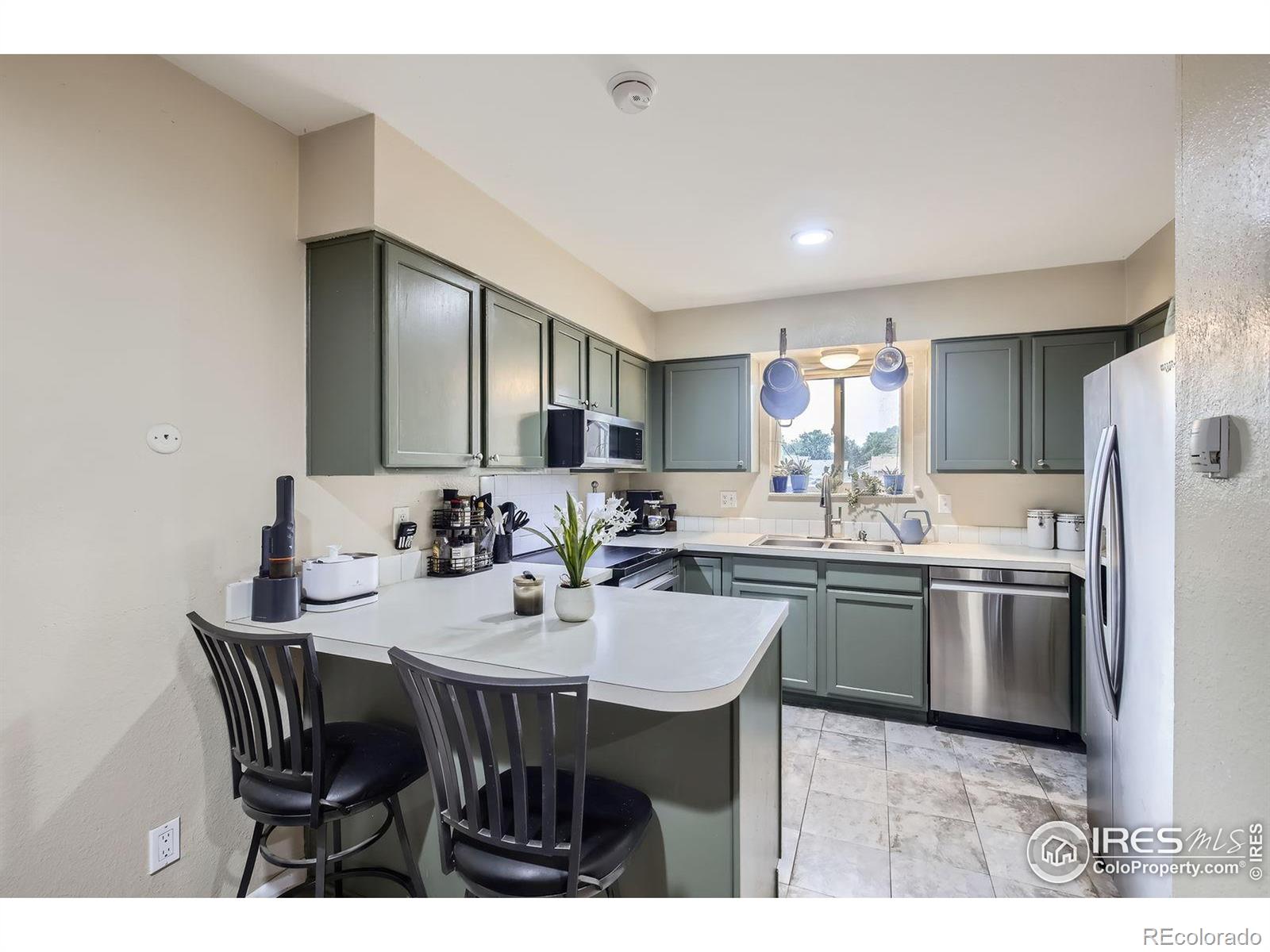 MLS Image #5 for 1745  azalea drive,fort collins, Colorado