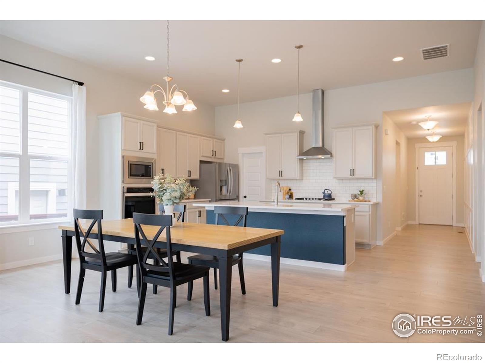 MLS Image #2 for 2099  setting sun drive,windsor, Colorado