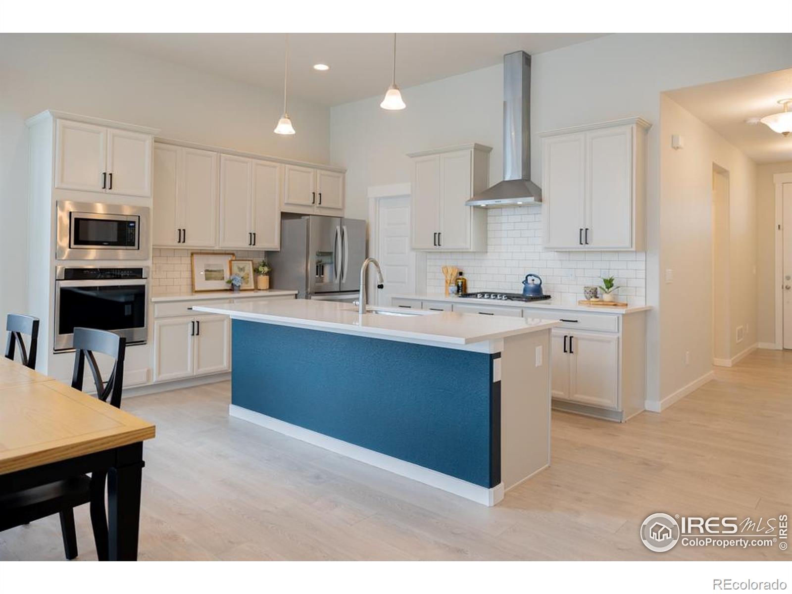 MLS Image #3 for 2099  setting sun drive,windsor, Colorado