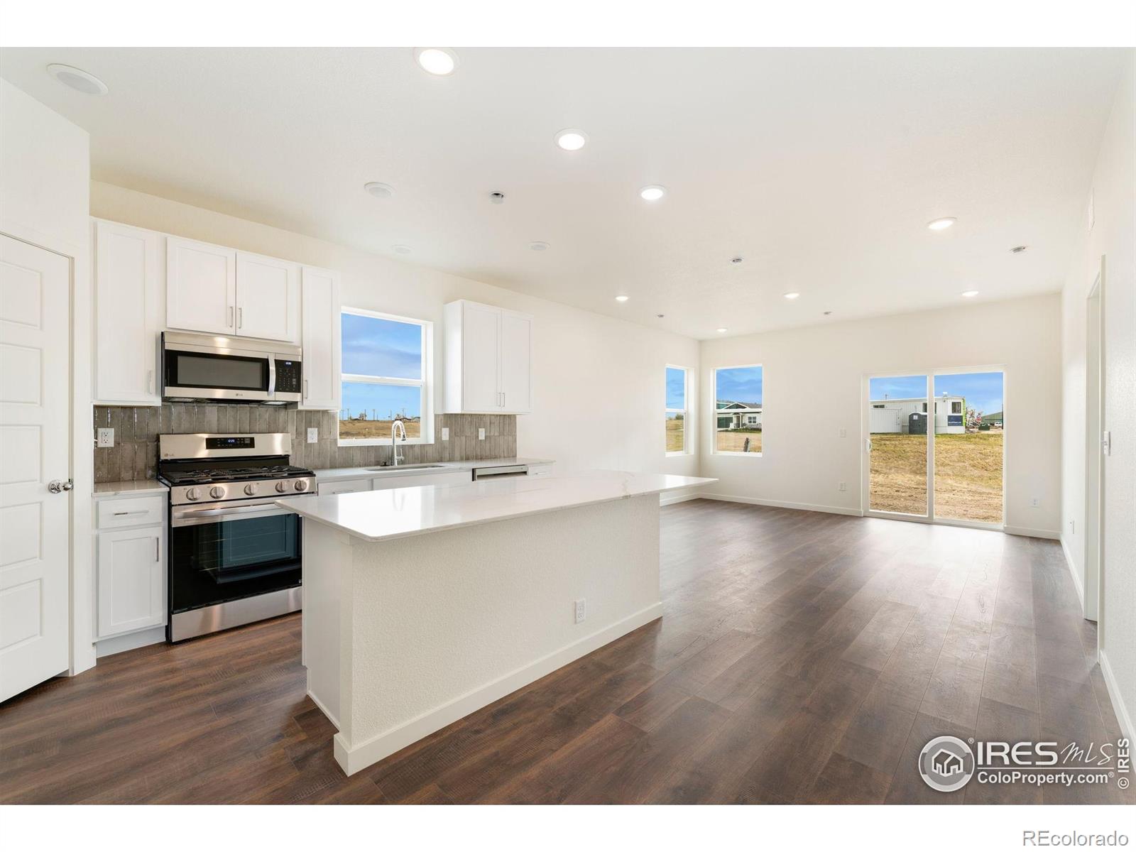 MLS Image #2 for 450  lexi lane,hudson, Colorado