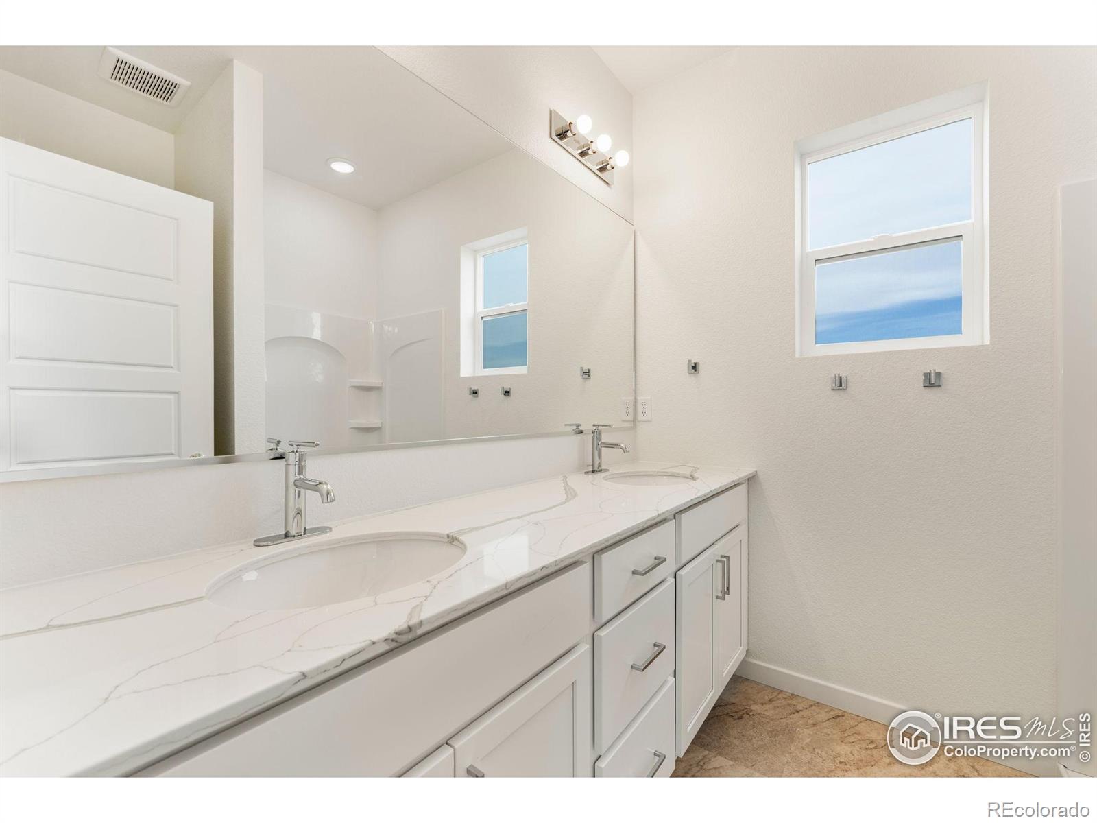 MLS Image #8 for 450  lexi lane,hudson, Colorado
