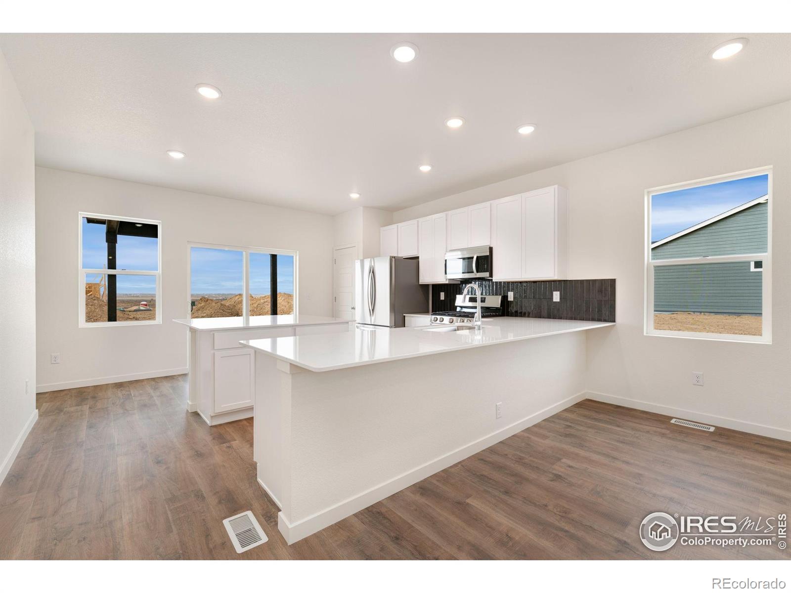 MLS Image #3 for 235  dawn drive,hudson, Colorado