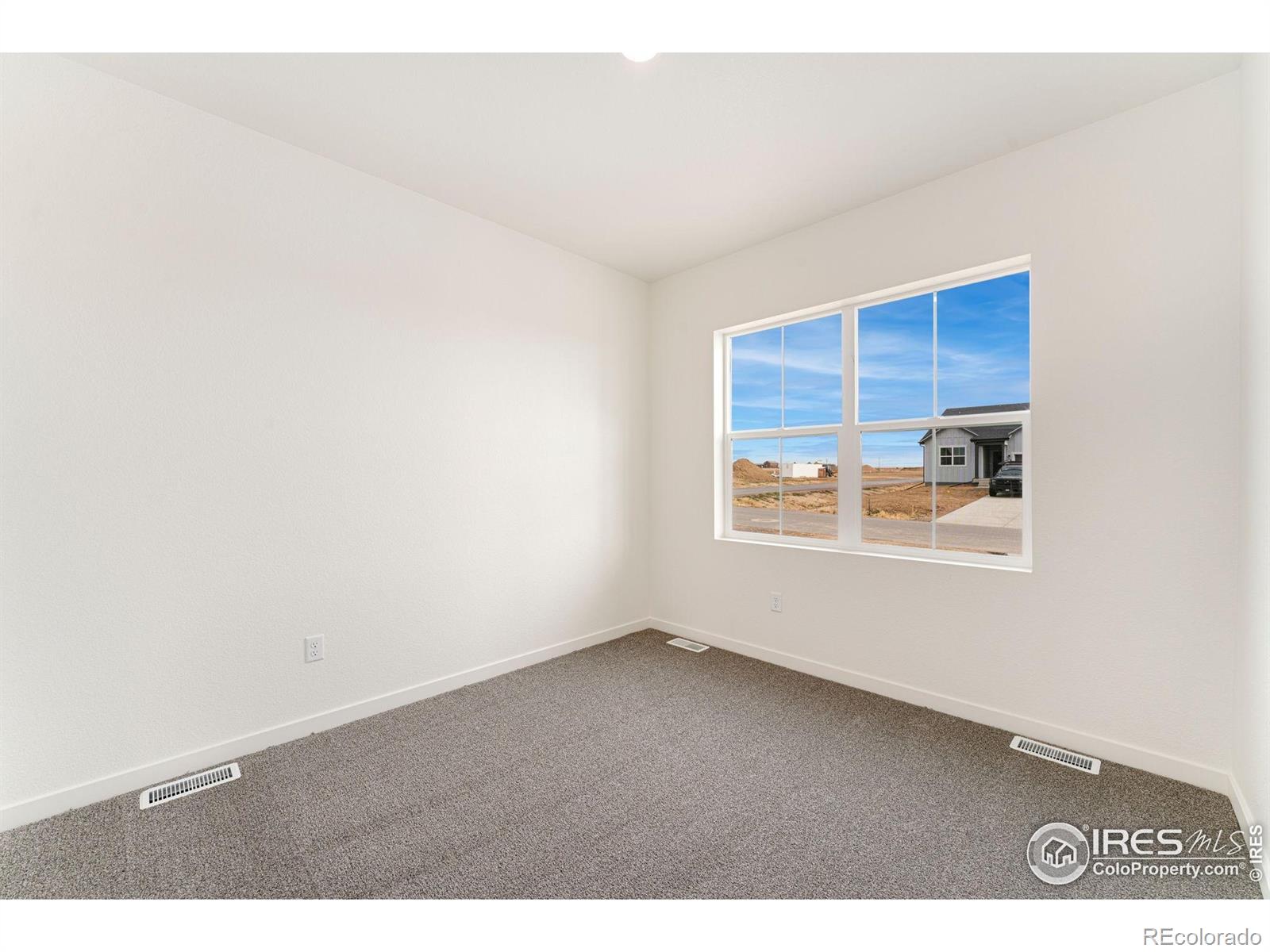 MLS Image #9 for 235  dawn drive,hudson, Colorado