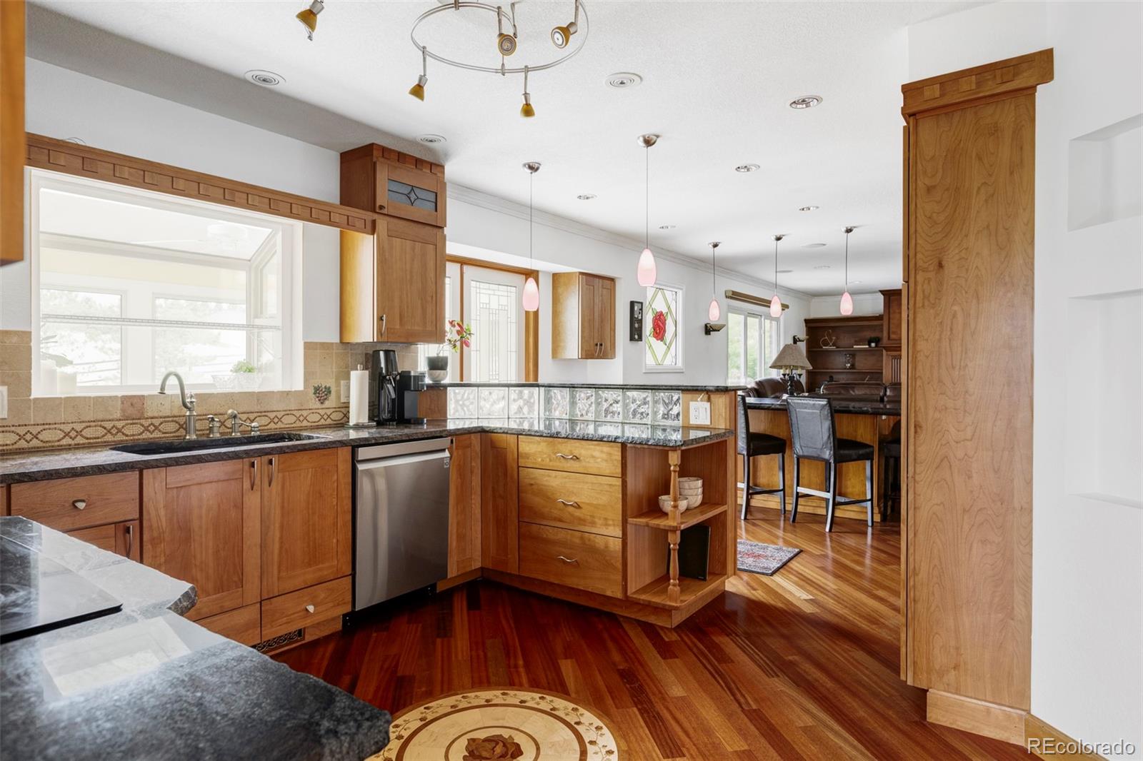 MLS Image #11 for 19052 e briarwood drive,centennial, Colorado