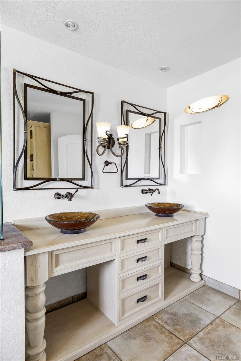 MLS Image #20 for 19052 e briarwood drive,centennial, Colorado