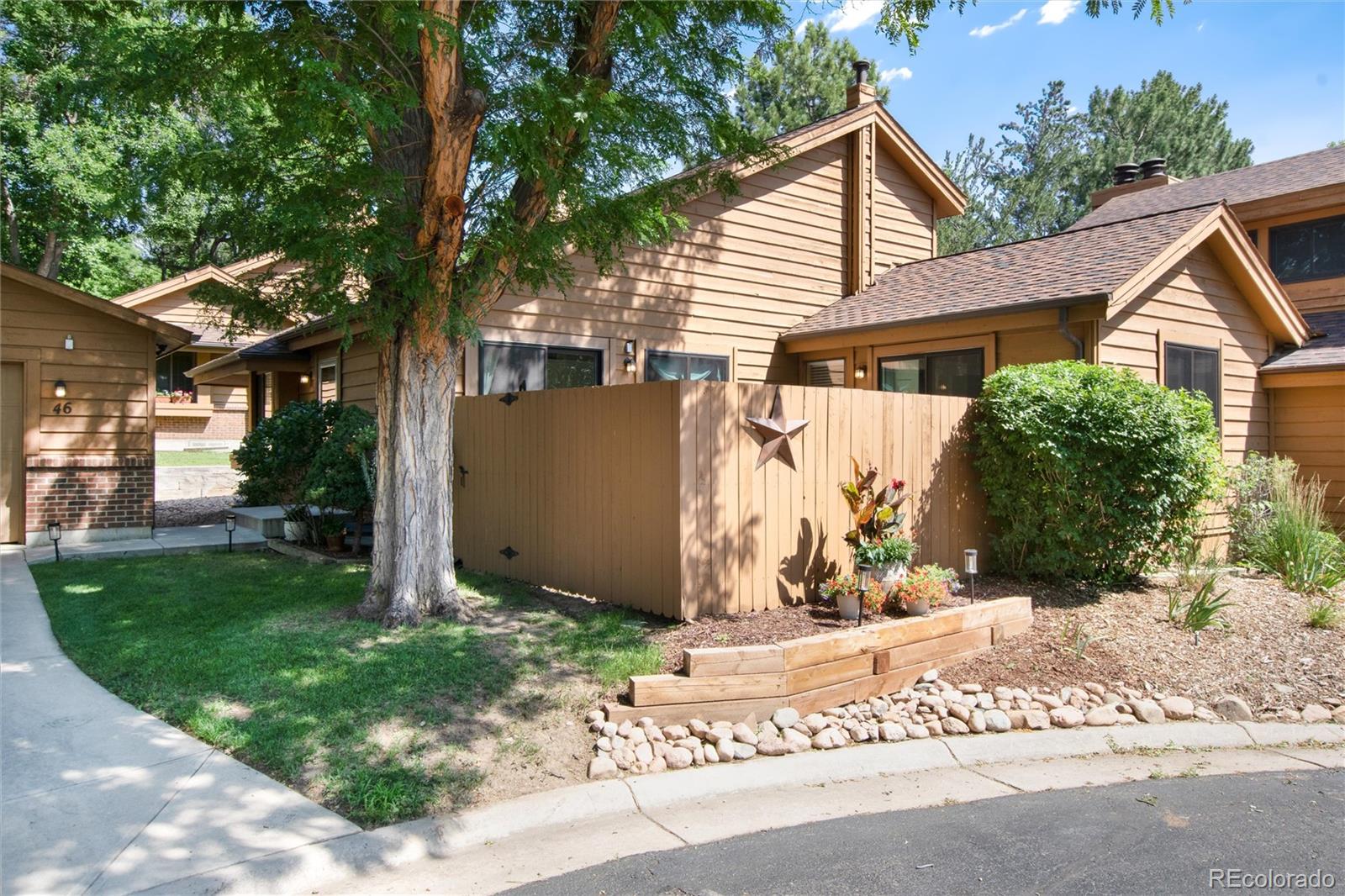 MLS Image #1 for 46 s eagle circle ,aurora, Colorado