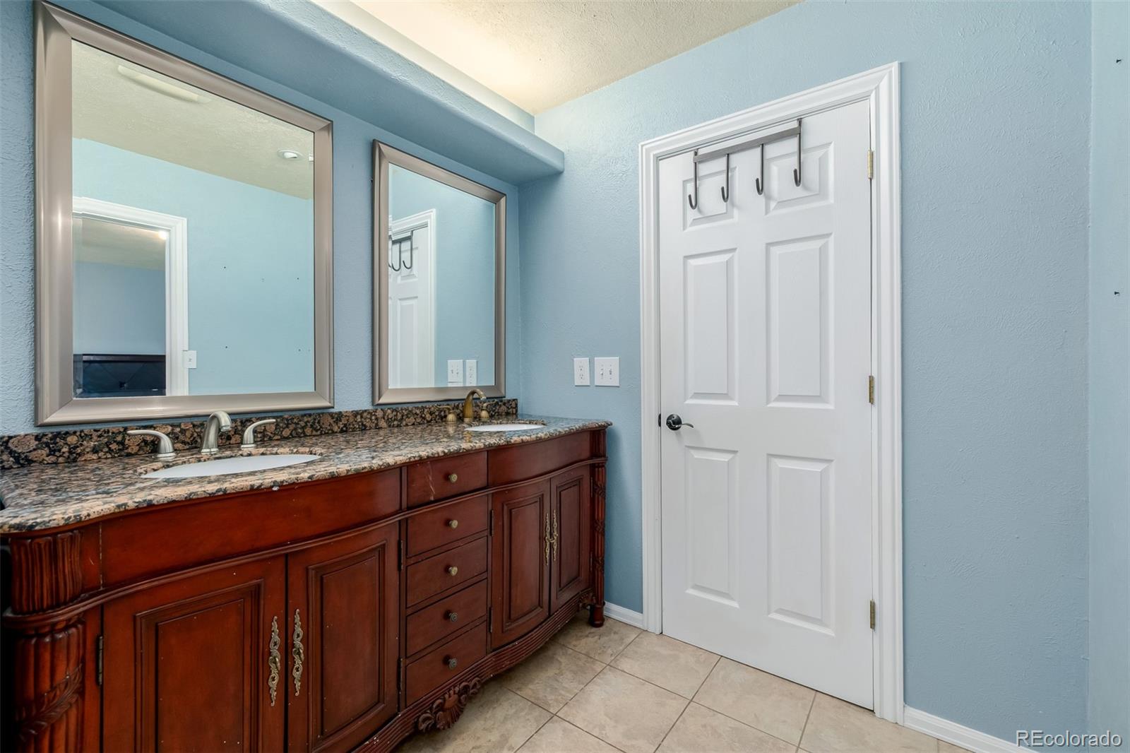 MLS Image #23 for 6316 s kline street,littleton, Colorado