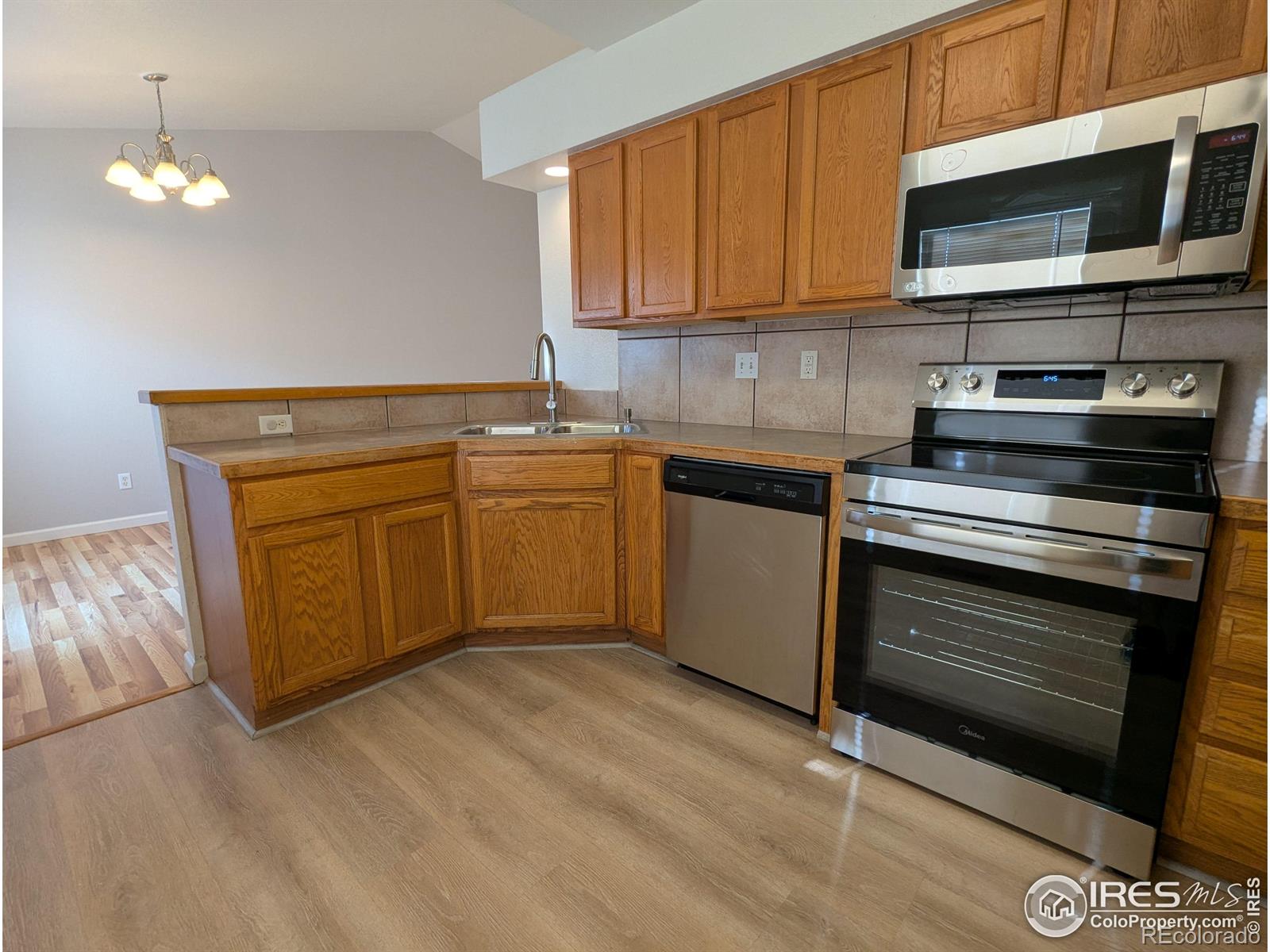MLS Image #7 for 3705  dove lane,evans, Colorado
