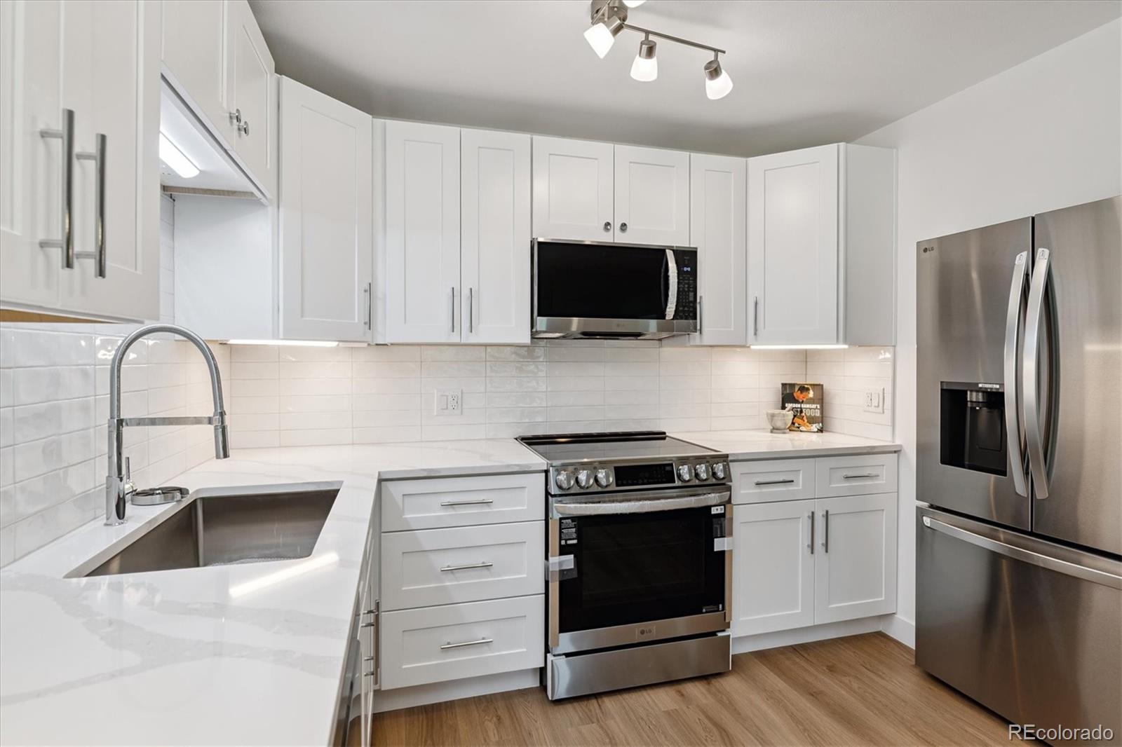 MLS Image #4 for 775 s alton way 4a,denver, Colorado