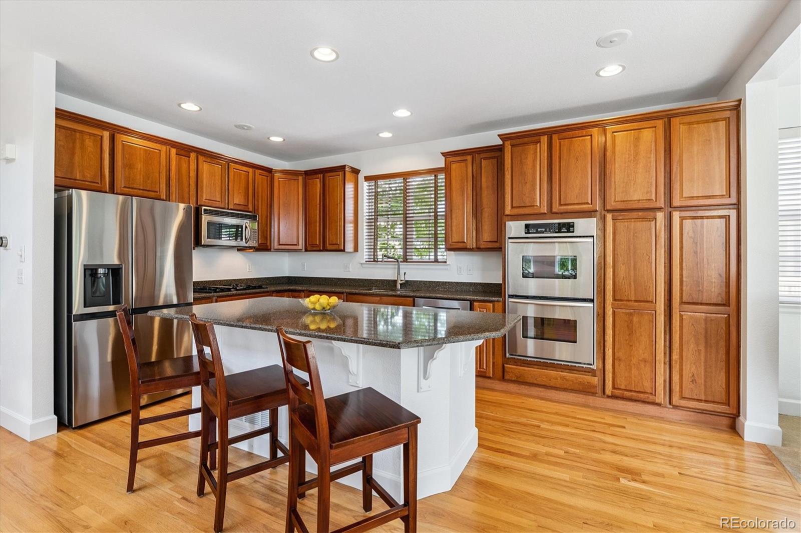 MLS Image #10 for 2326  akron street,denver, Colorado