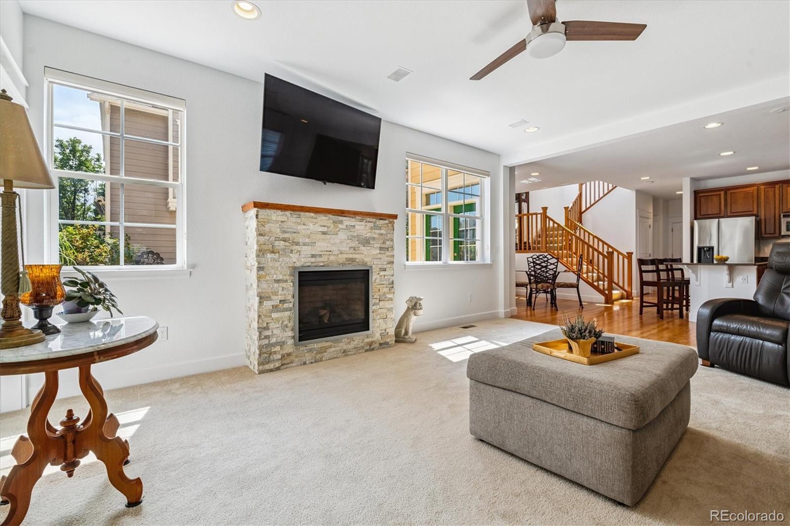 MLS Image #14 for 2326  akron street,denver, Colorado
