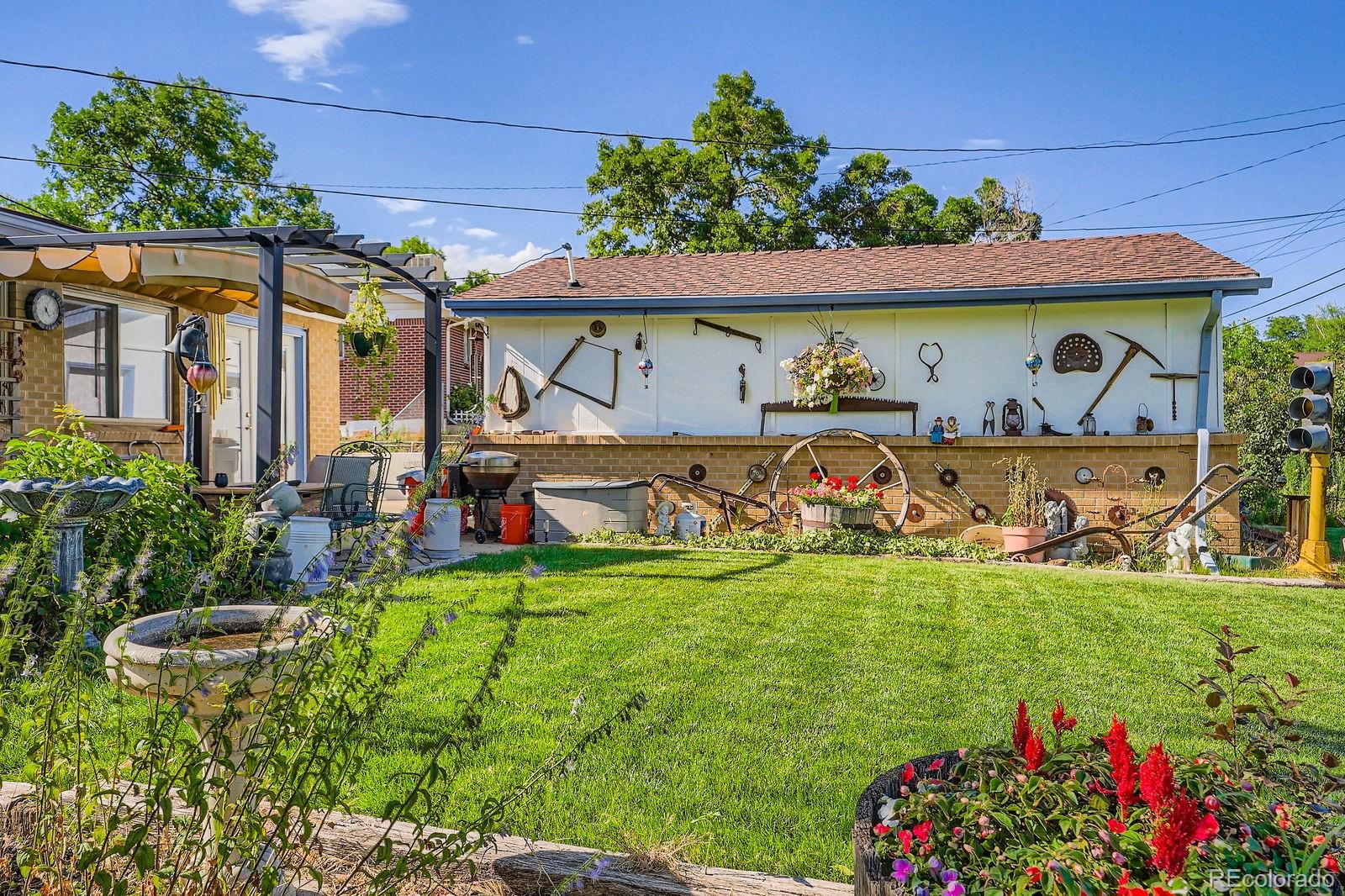 MLS Image #23 for 8510  faraday street,denver, Colorado