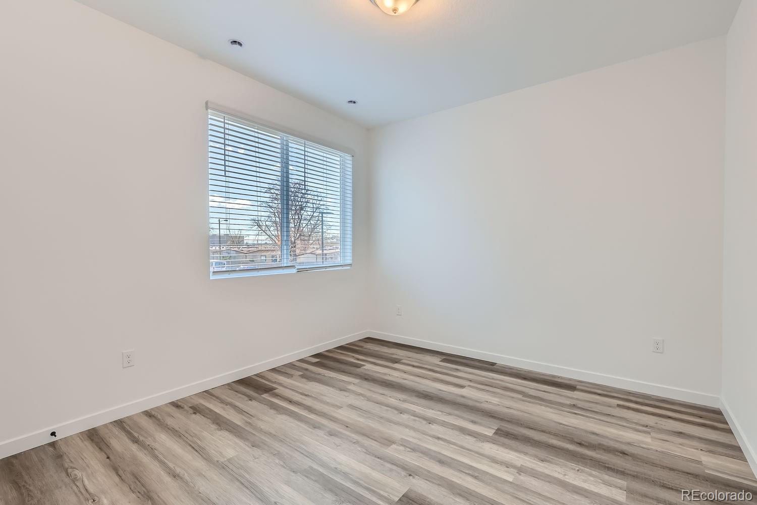 MLS Image #11 for 376  geneva street,aurora, Colorado