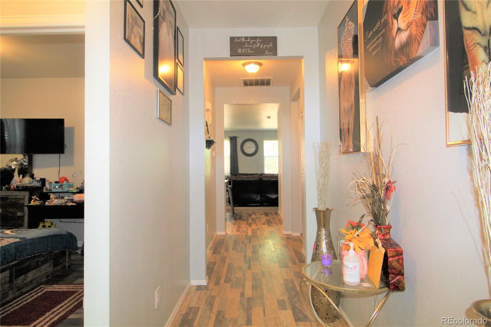 MLS Image #9 for 713  indigo street,lochbuie, Colorado