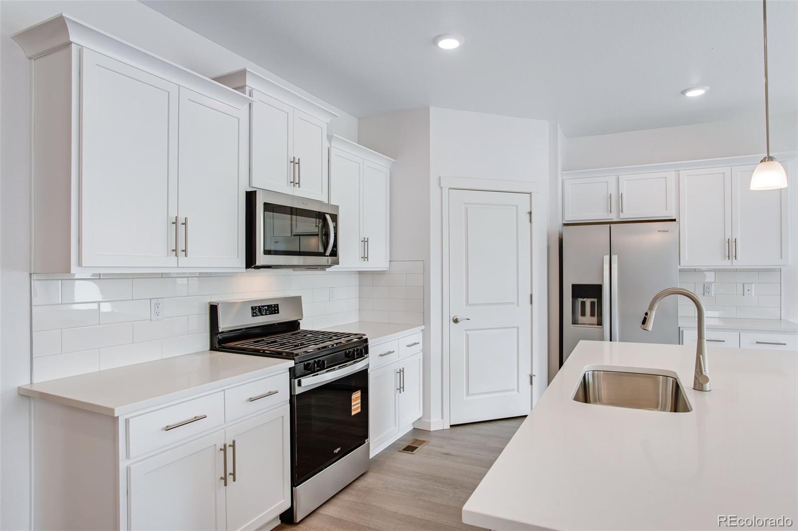 MLS Image #15 for 4808  lynxes way,johnstown, Colorado