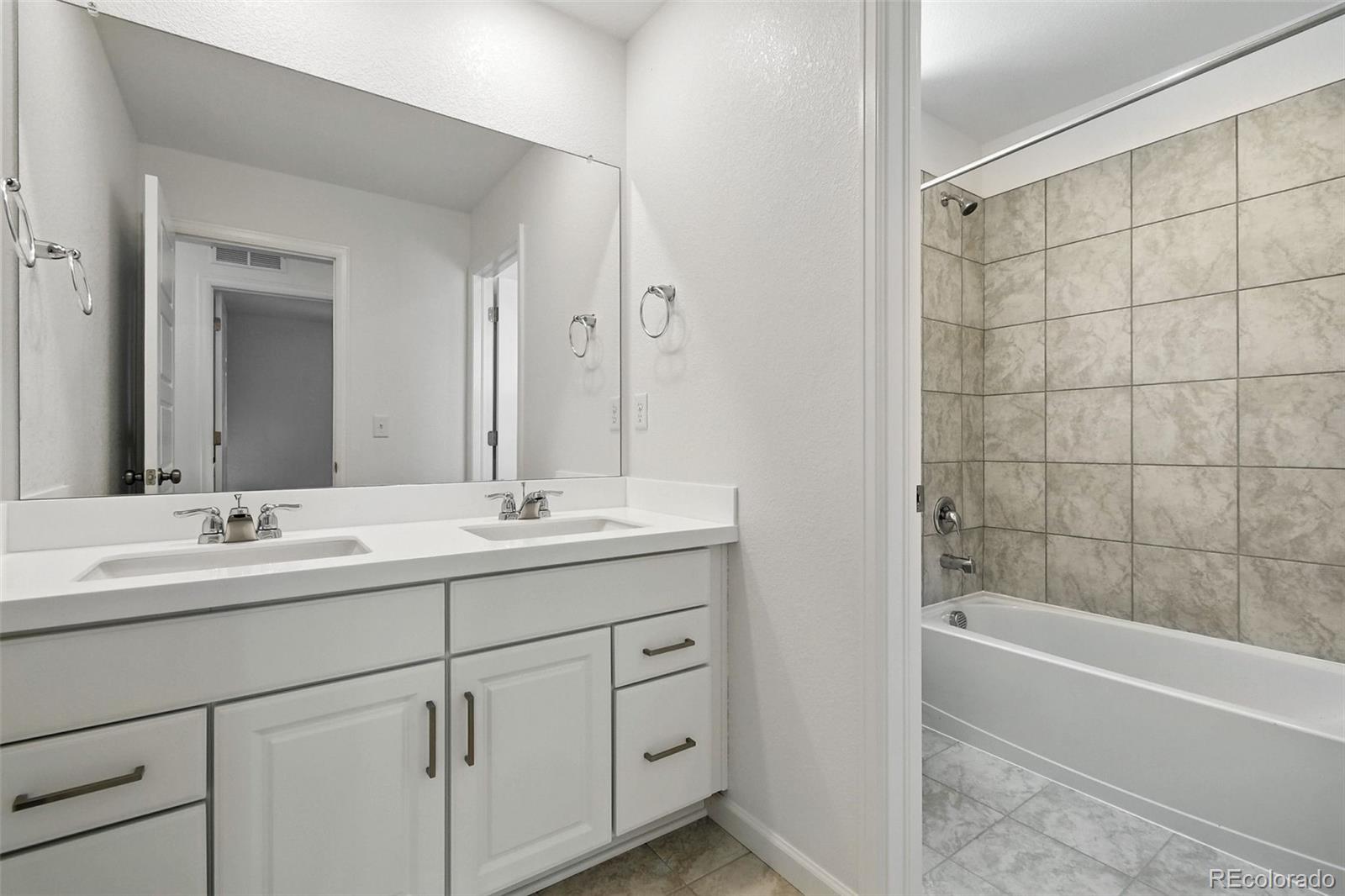 MLS Image #14 for 2094  wagon wheel aly ,brighton, Colorado