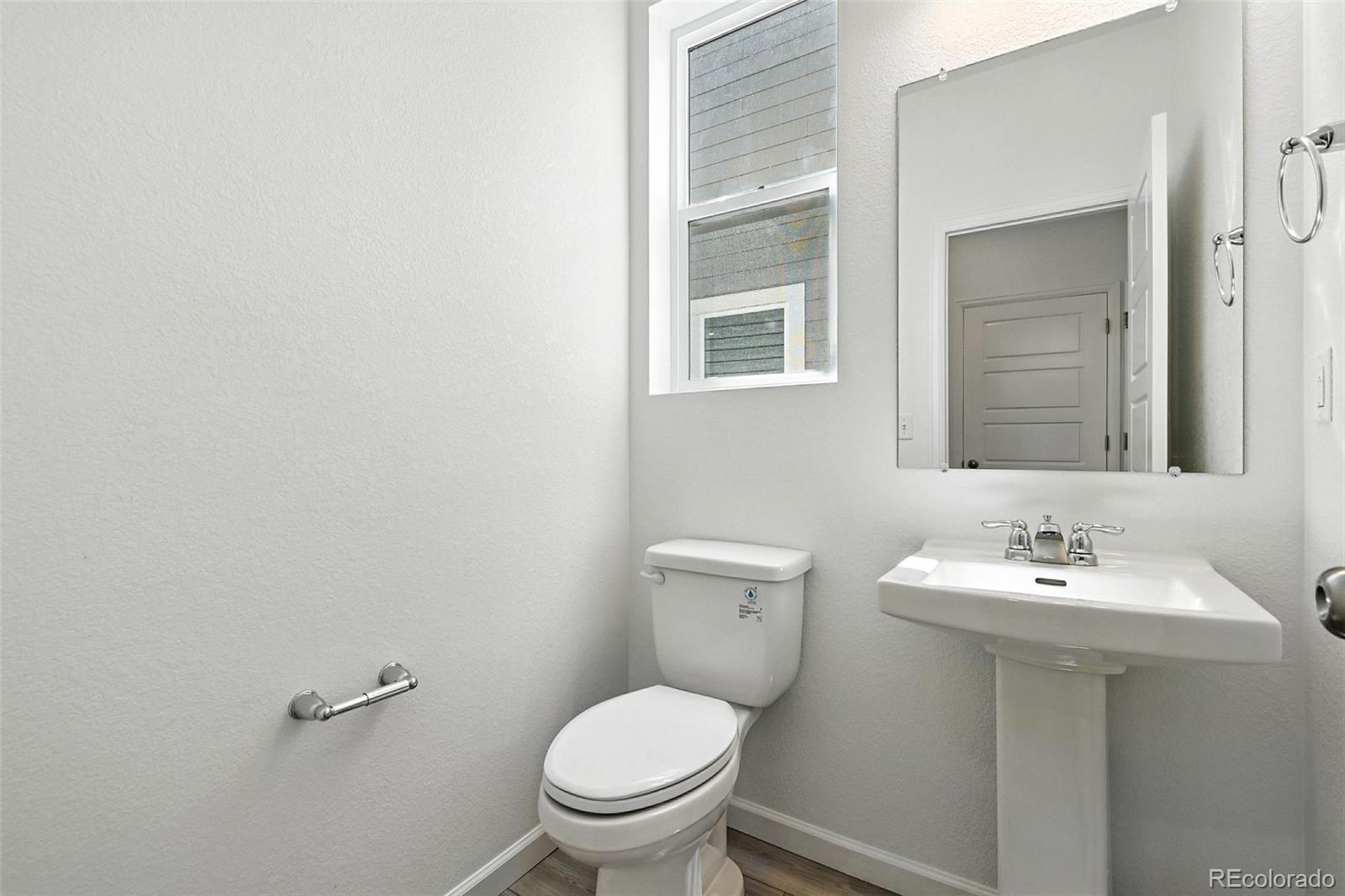 MLS Image #9 for 2094  wagon wheel aly ,brighton, Colorado
