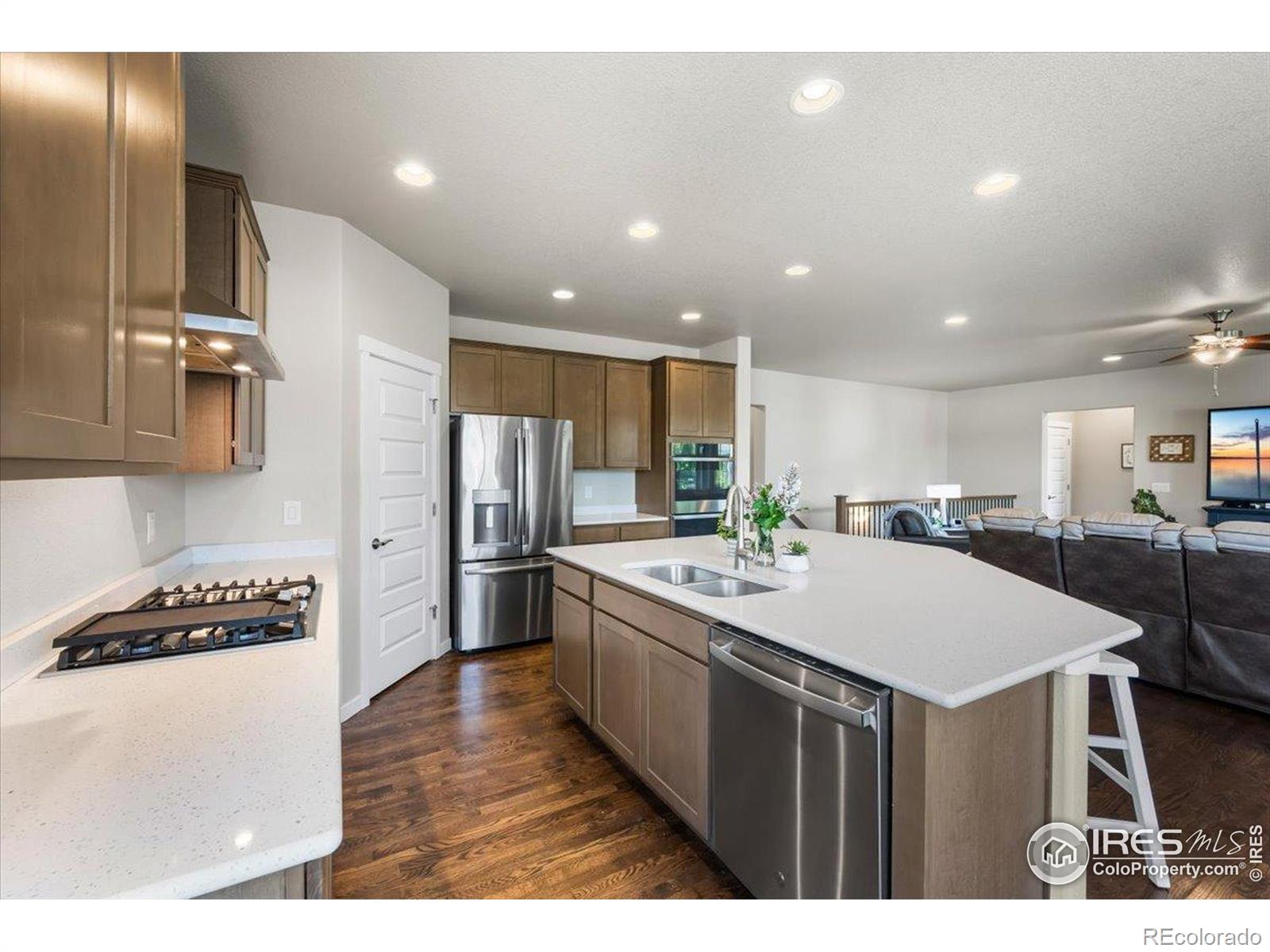 MLS Image #7 for 2150  crop row drive,windsor, Colorado