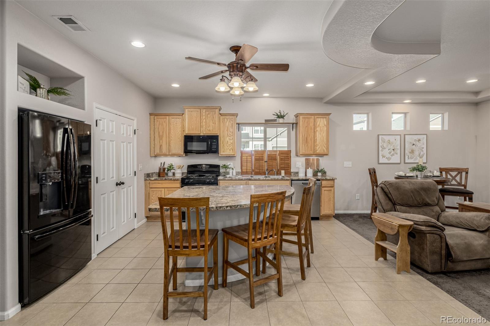 MLS Image #11 for 5568  ceylon street,denver, Colorado