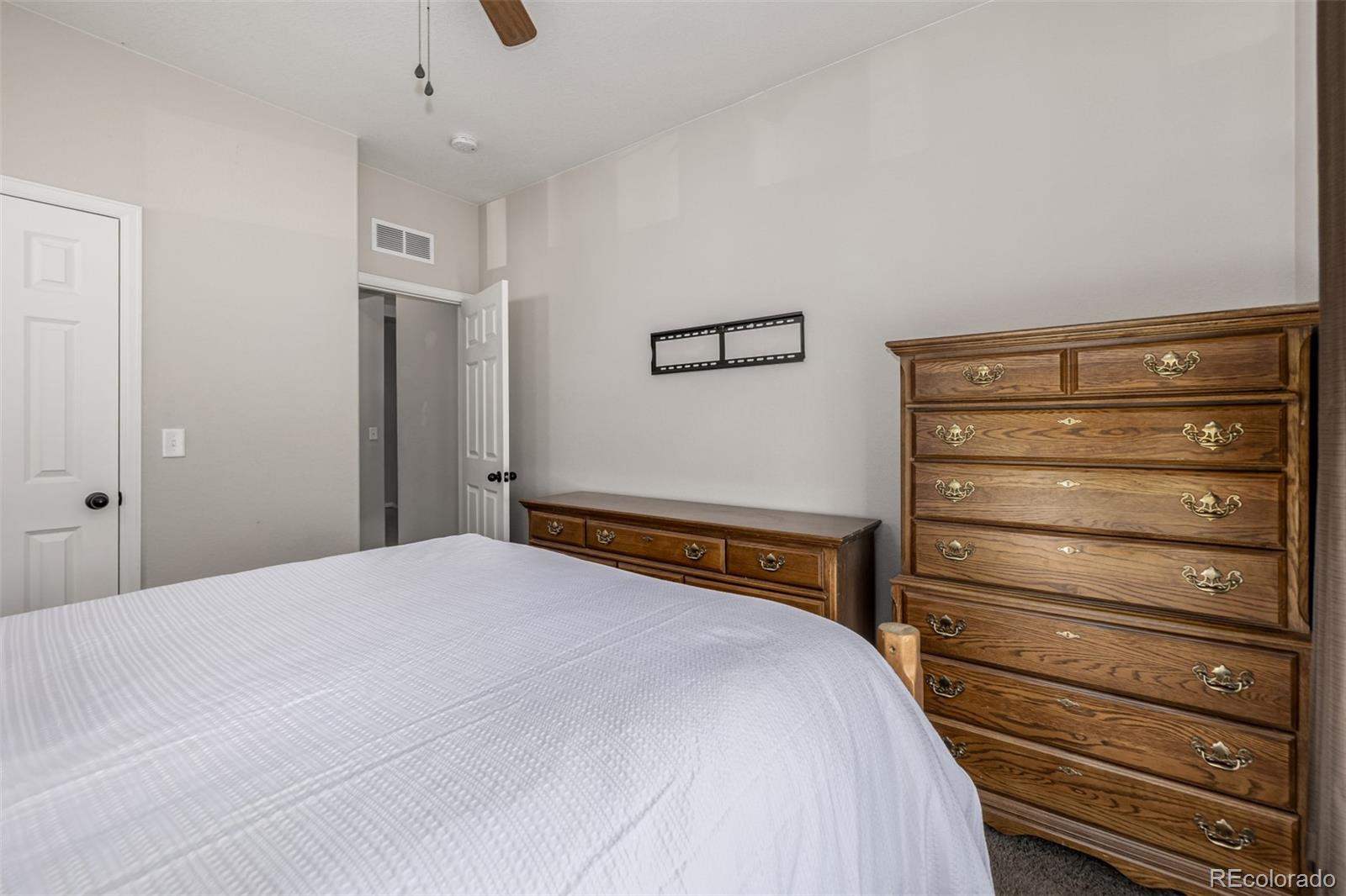 MLS Image #21 for 5568  ceylon street,denver, Colorado
