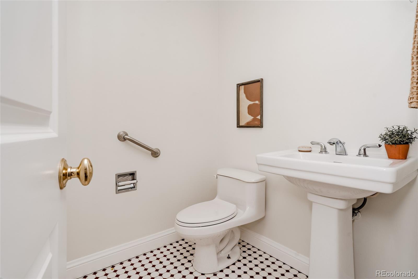 MLS Image #16 for 420 s marion parkway,denver, Colorado