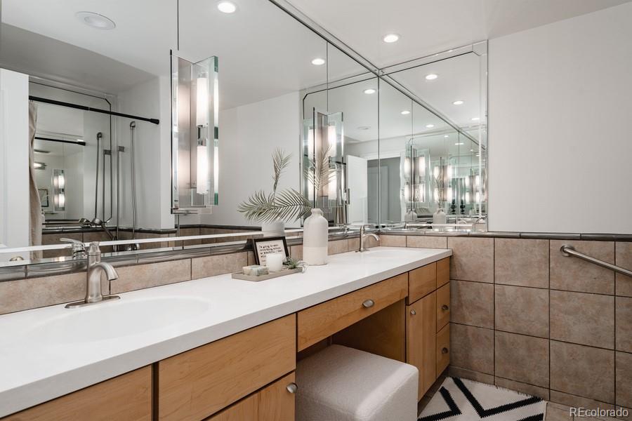 MLS Image #24 for 420 s marion parkway,denver, Colorado